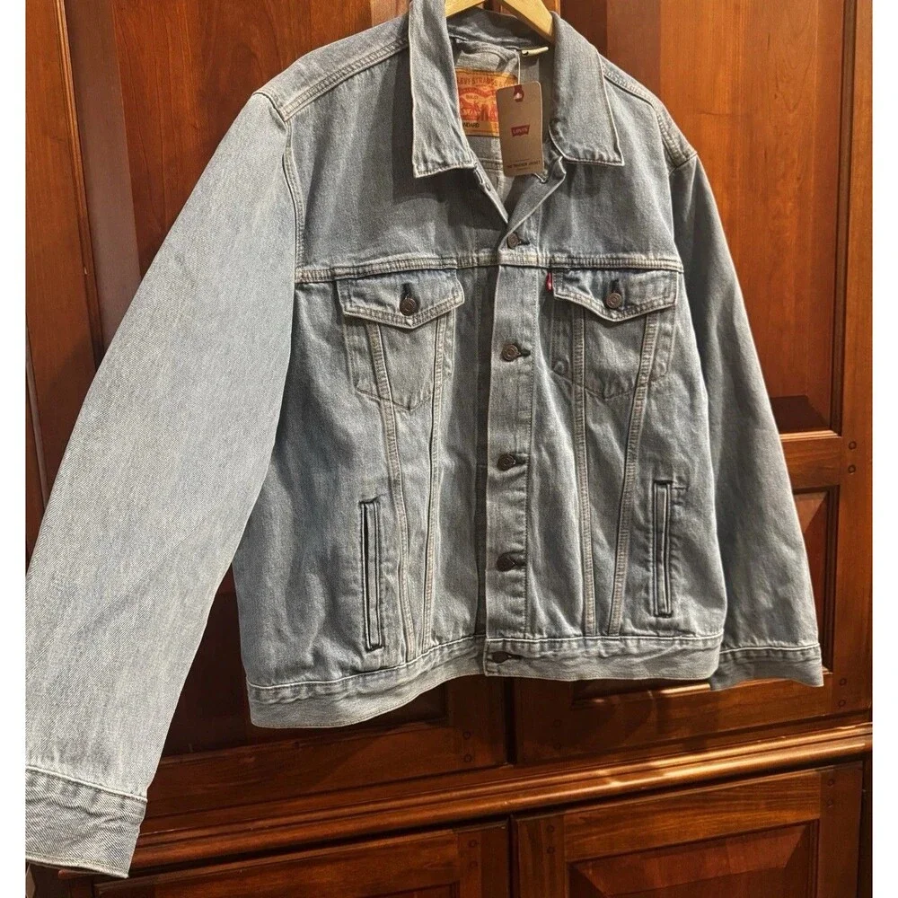 Levi’s Men’s Trucker Denim Standard Jacket Light Wash Button Front XXL NWT